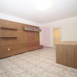 Apartament cu 3 camere de vanzare Decebal adiacent